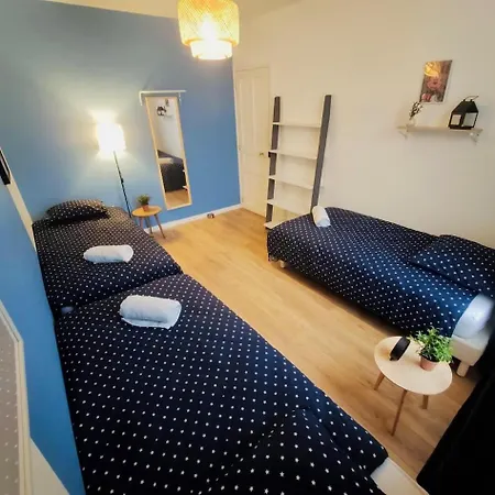 Disneyland - Paris 20 Min - Parking - 8 Personnes Apartment *