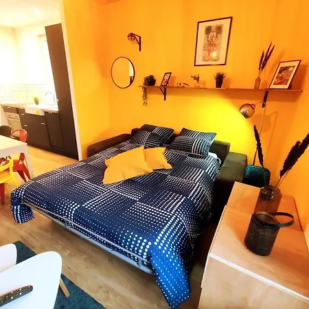 Disneyland - Paris 20 Min - Parking - 8 Personnes