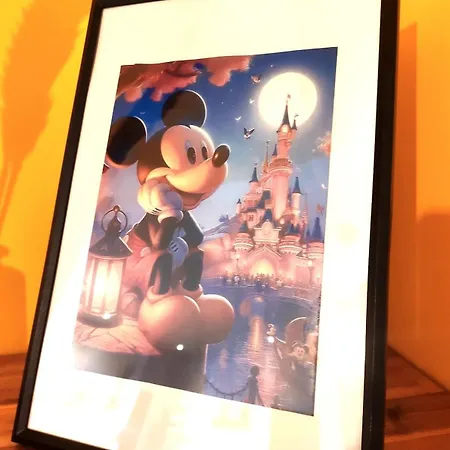 Disneyland - Paris 20 Min - Parking - 8 Personnes Apartment *